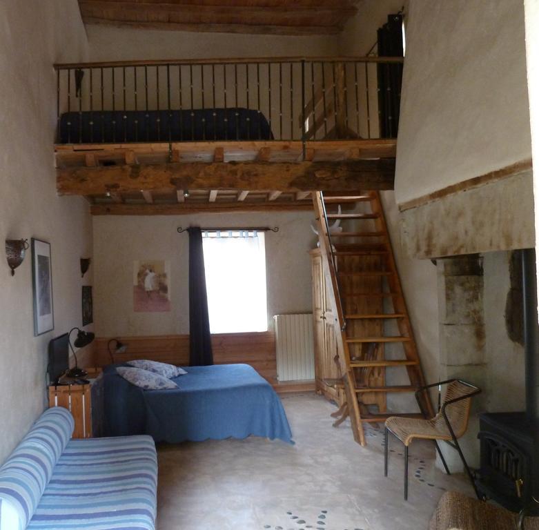 Le Vieux Velo Bed & Breakfast Chaptuzat ห้อง รูปภาพ