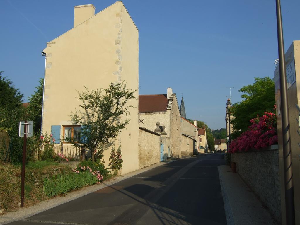Le Vieux Velo Bed & Breakfast Chaptuzat ภายนอก รูปภาพ